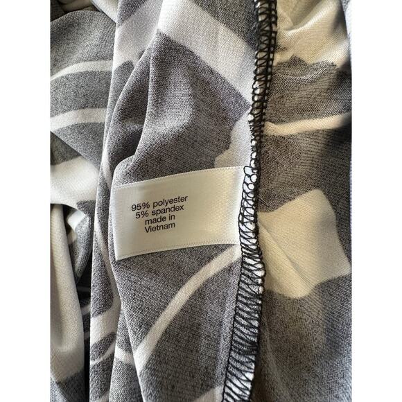 Lane Bryant Women Scoop Neck Blouse Boho Non Wrinkle Stretchy 26/28 EUC - Picture 7 of 8